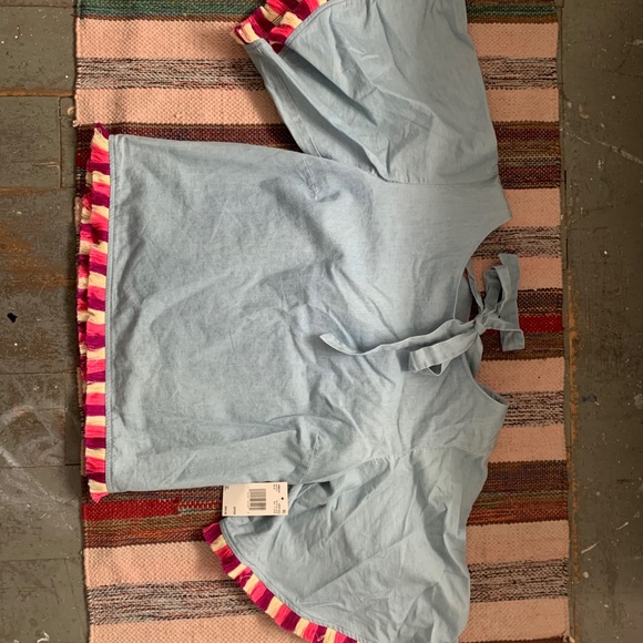 SOLD Chambray Buffalo top - Picture 2 of 4